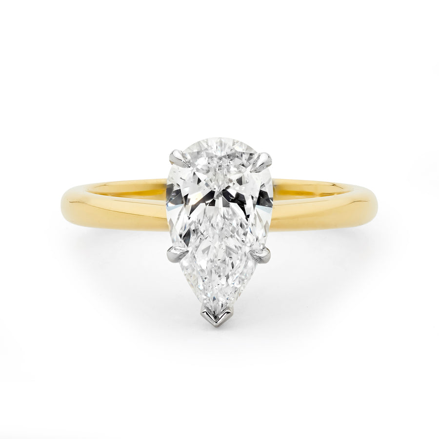 Classic Pear Diamond Engagement ring