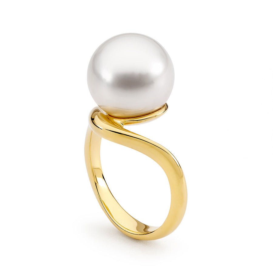 'Horizon' Australian South Sea Pearl 18ct Gold Ring