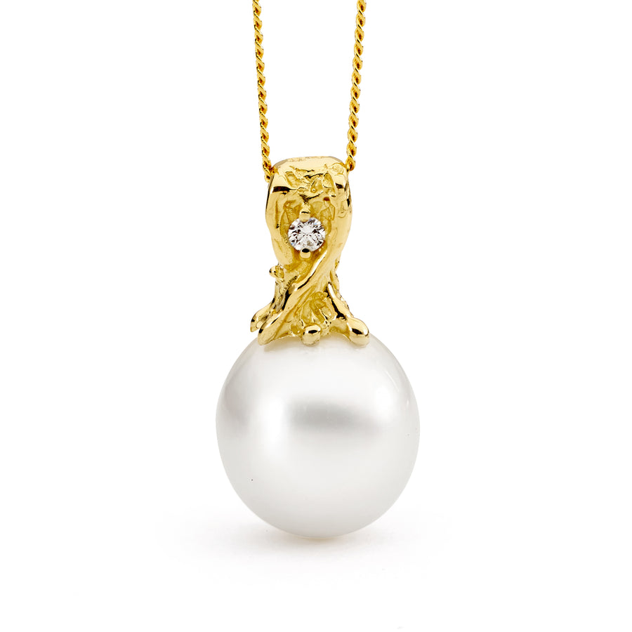 'Seraphina' Australian South Sea Pearl & White Diamond Pendant