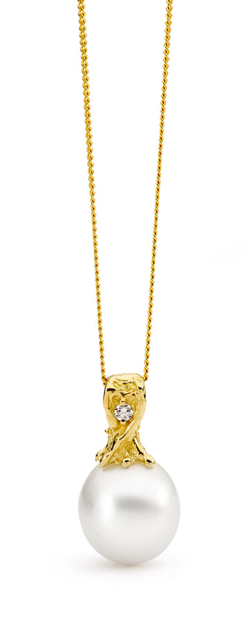 'Seraphina' Australian South Sea Pearl & White Diamond Pendant