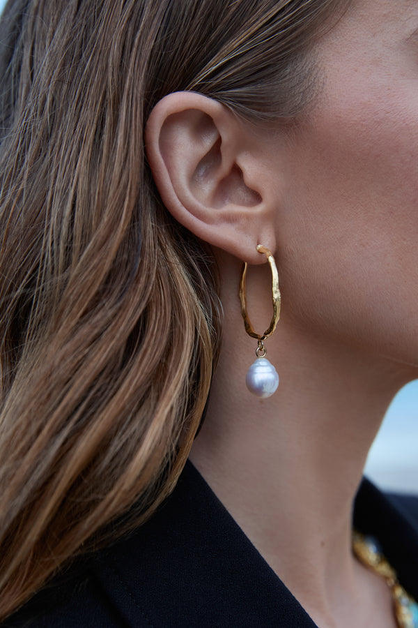 'Golden Lustre' 18ct Gold Australian South Sea Pearl Hoop Earrings