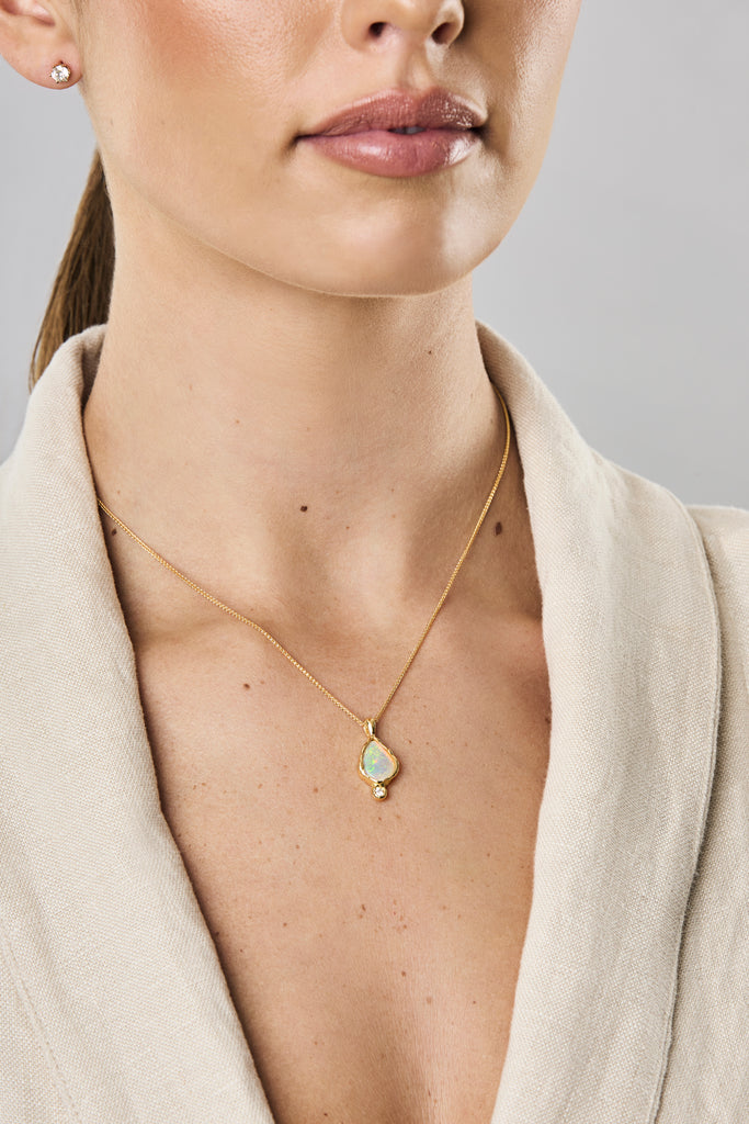 Linneys on sale pearl necklace