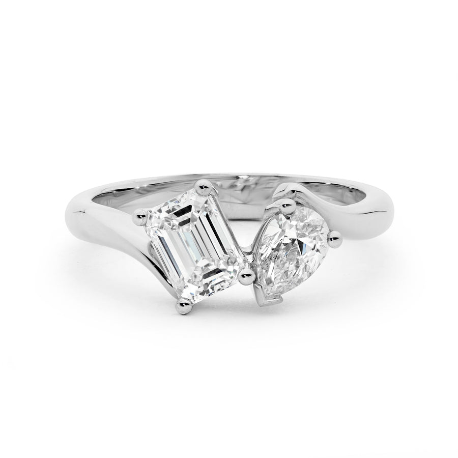 'Stella' Emerald & Pear Diamond Toi Et Moi Ring