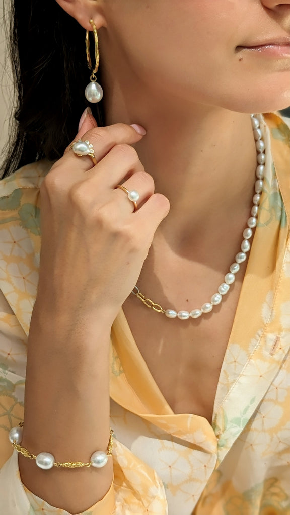 Pearl clearance circle earrings