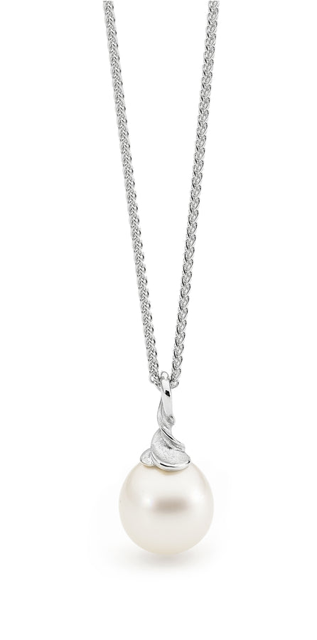 Twist Pearl Pendant jewellery stores perth perth jewellery stores australian jewellery designers online jewellery shop perth jewellery shop jewellery shops perth perth jewellers jewellery perth jewellers in perth diamond jewellers perth bridal jewellery australia pearl jewellery australian pearls diamonds and pearls perth