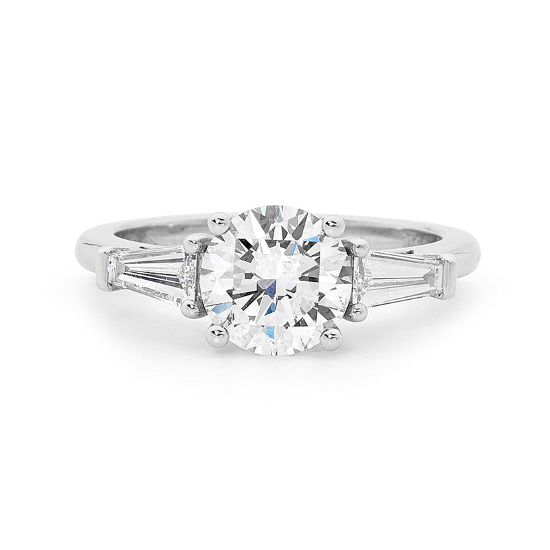 Round brilliant cut diamond ring