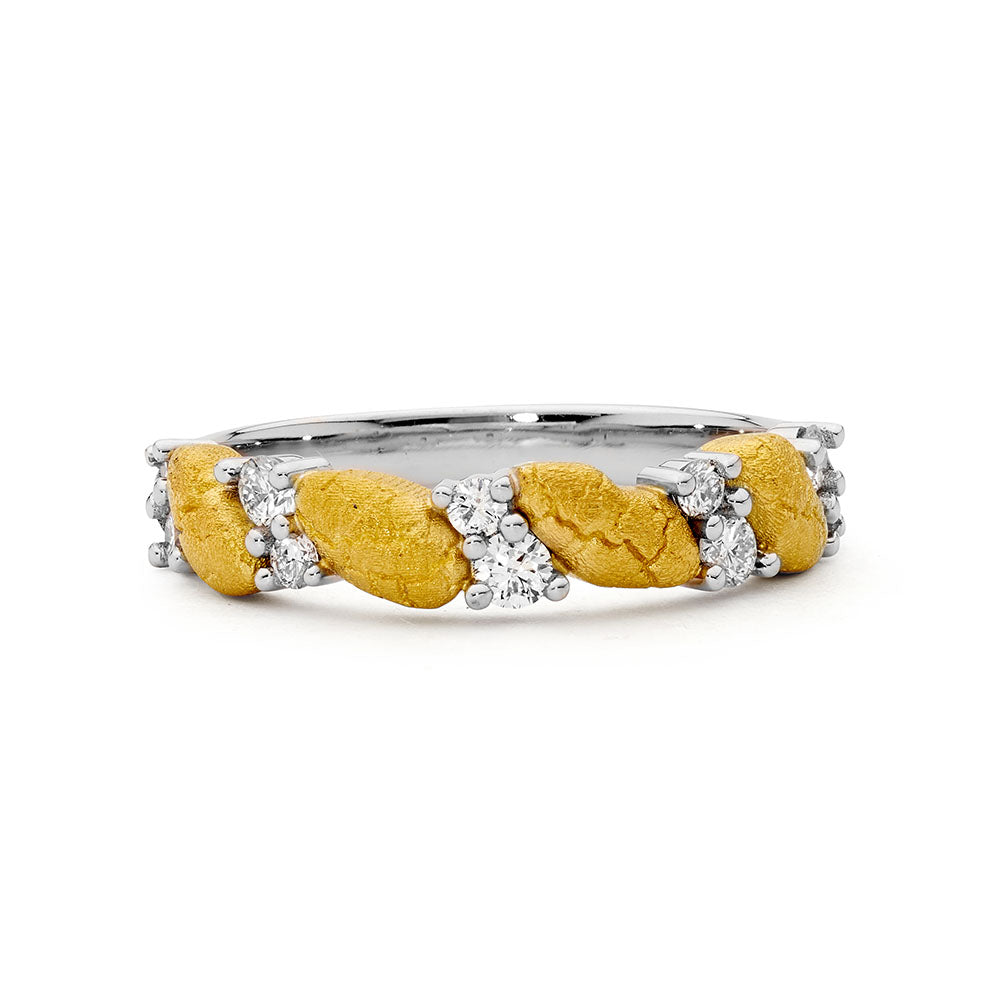'Golden Pathway' diamond Ring