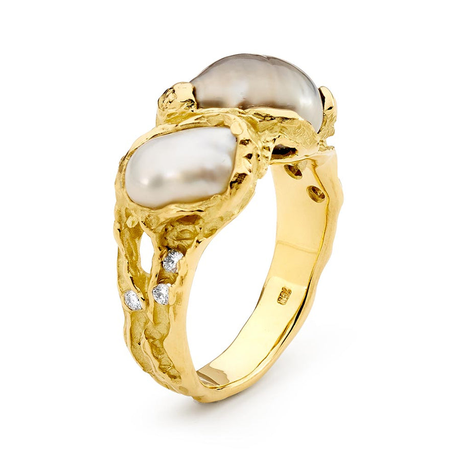 'Twin tide' pearl ring