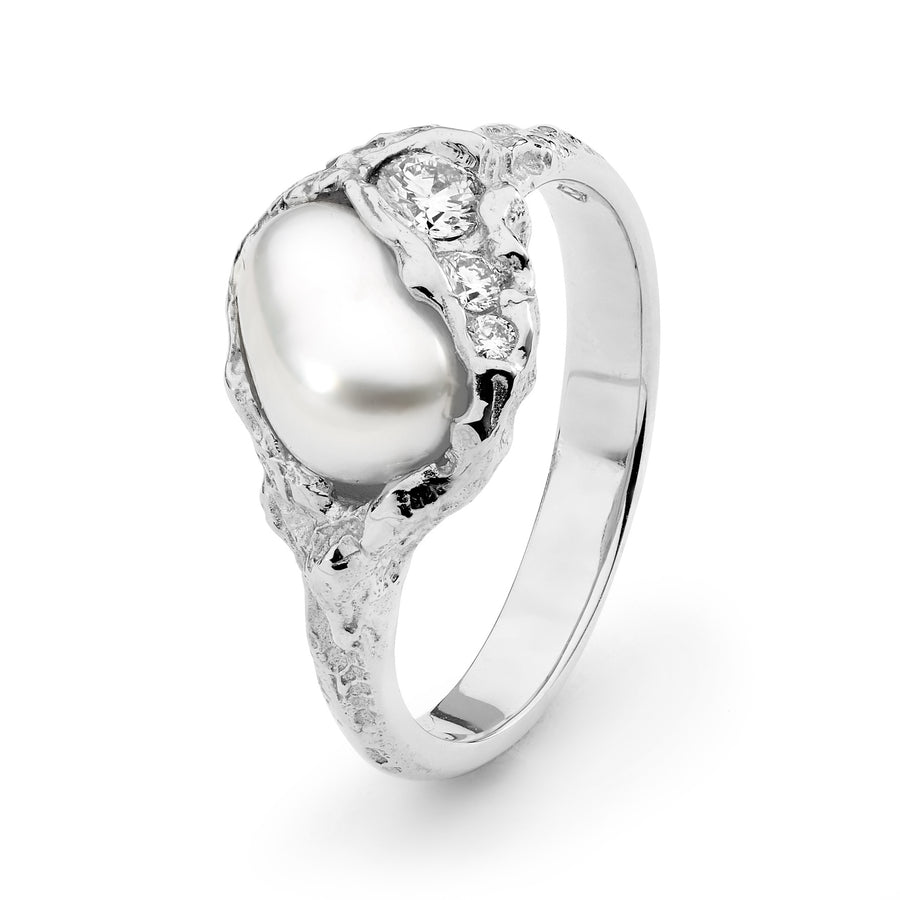 White gold Baroque pearl and diamond ring