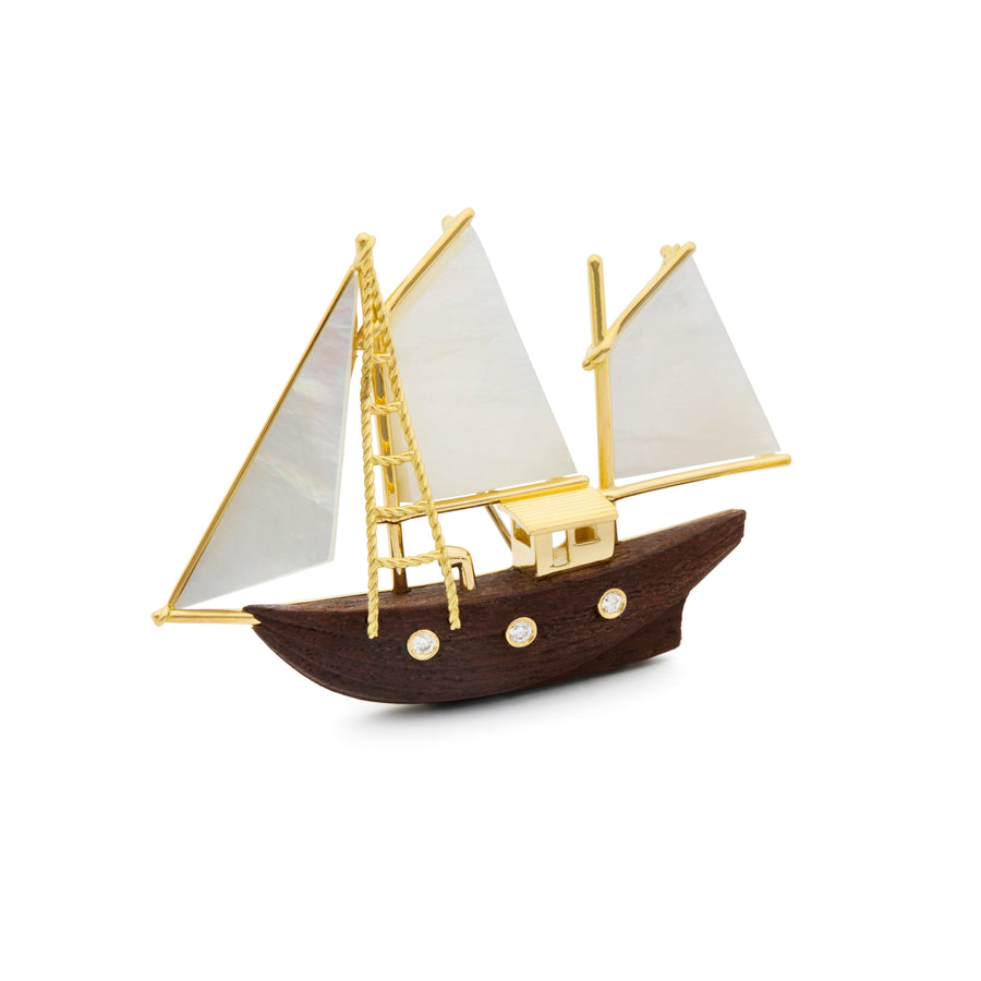 Large Pearl Lugger Boat lapel pin