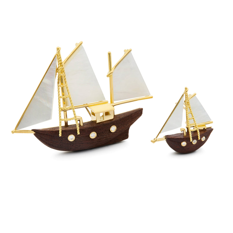 Large Pearl Lugger Boat lapel pin