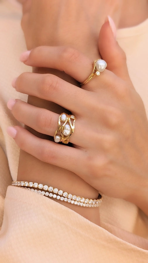 Seedless Pearl and Diamond Ring