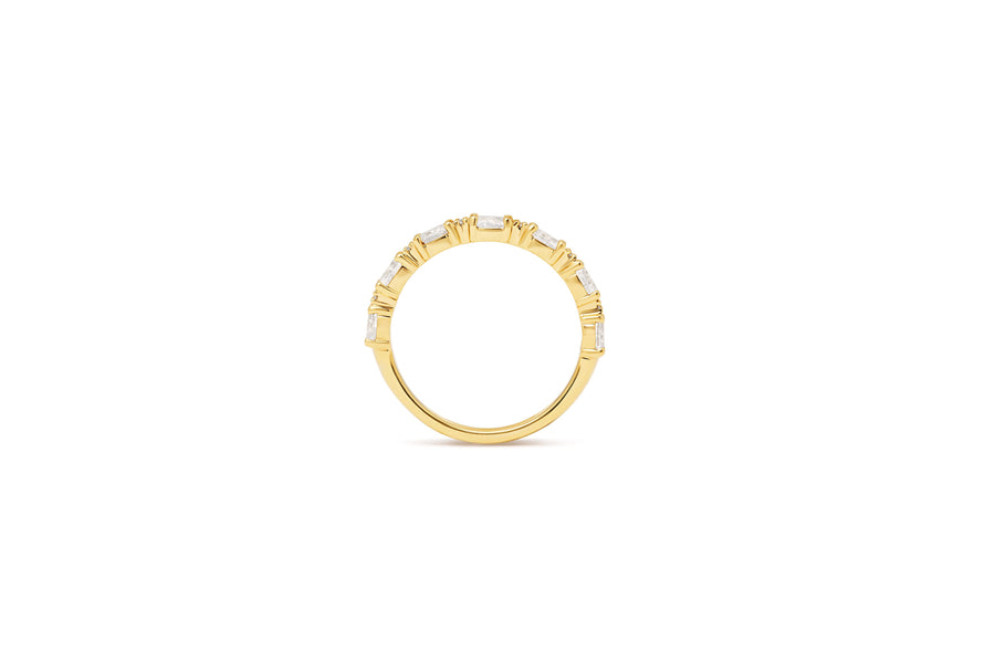 Oval and Round diamond band