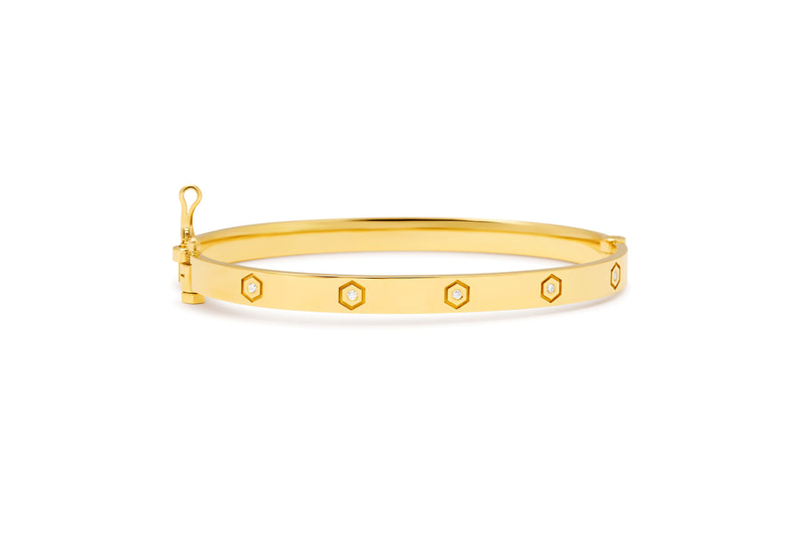 'Infinite' bangle