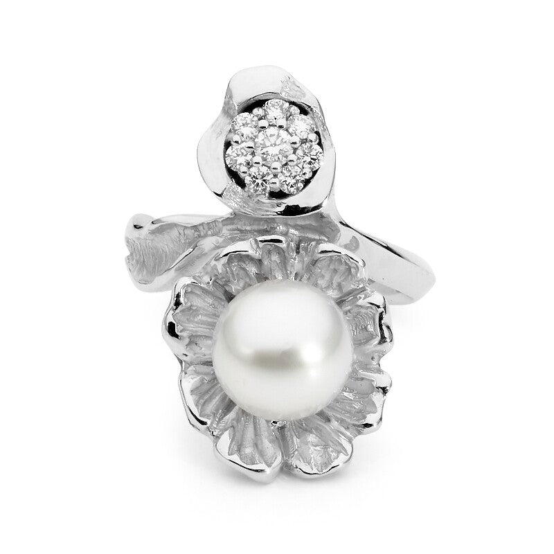 Flora Pearl and Diamond Ring Flora Pearl and Diamond Ring